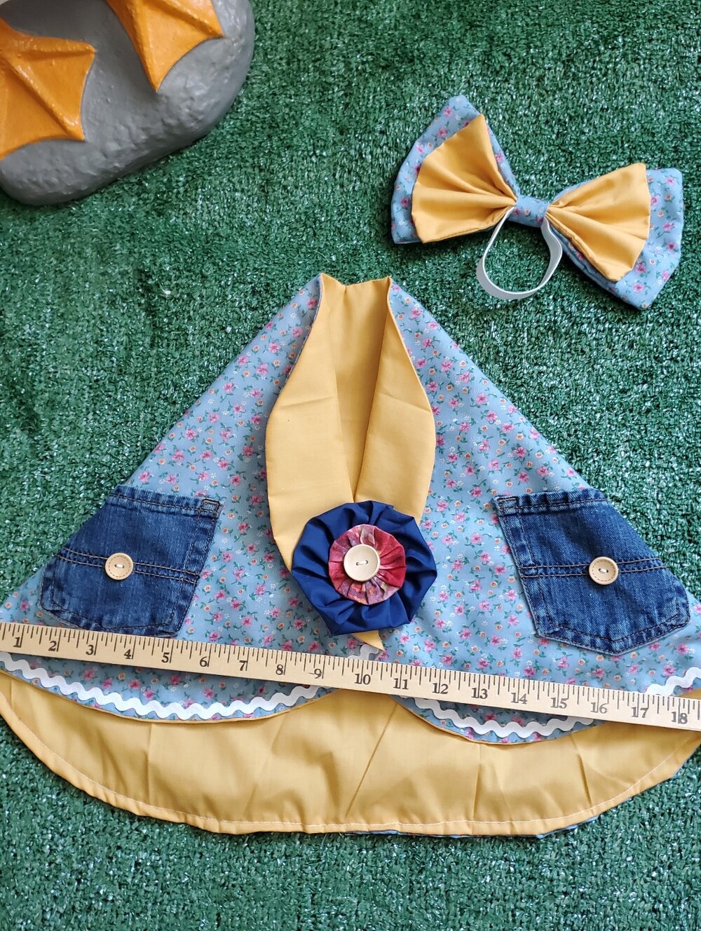 Large Concrete Porch Goose Outfit With Bow - Picture 9 of 13